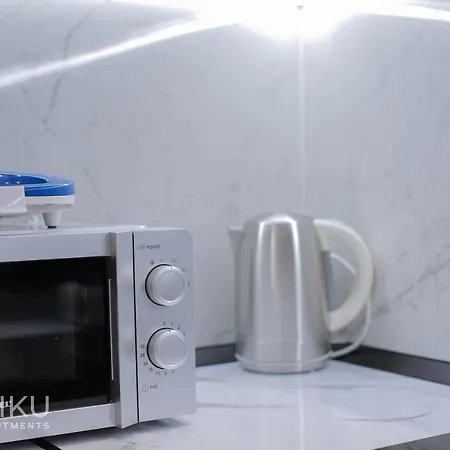 Miku - Lux 2bd At City Center