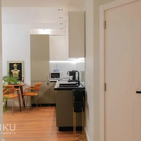Miku - Lux 2bd At City Center *
