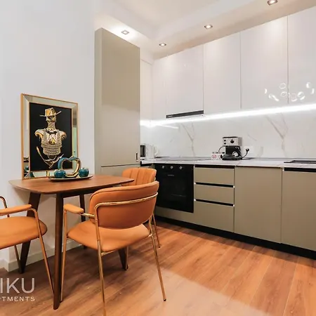 Apartment Miku - Lux 2bd At City Center Tirana
