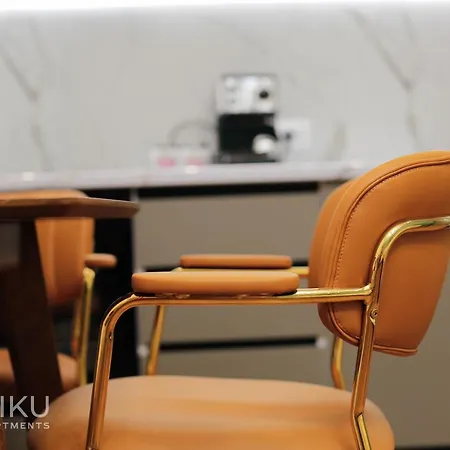 Miku - Lux 2bd At City Center